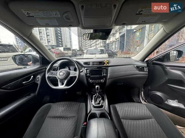 Сірий Ніссан Rogue, об'ємом двигуна 2.49 л та пробігом 117 тис. км за 14777 $, фото 9 на Automoto.ua