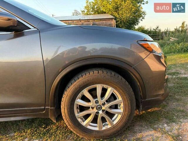Серый Ниссан Rogue, объемом двигателя 2.49 л и пробегом 93 тыс. км за 19700 $, фото 21 на Automoto.ua