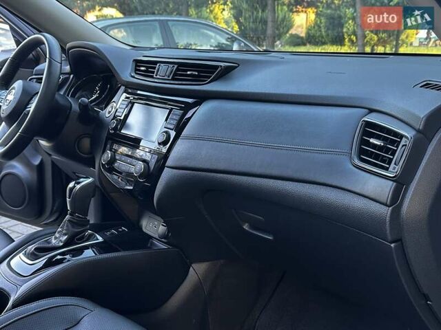 Сірий Ніссан Rogue, об'ємом двигуна 2.49 л та пробігом 174 тис. км за 14950 $, фото 72 на Automoto.ua