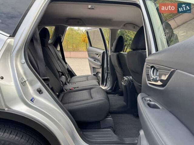 Ниссан Rogue 2019 в Запорожье на Automoto.ua Серый Ниссан Rogue, объемом двигателя 2.49 л и пробегом 115 тыс. км за 15799 $, фото 21 на Automoto.ua