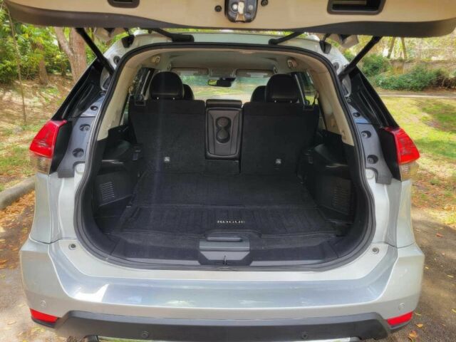 Серый Ниссан Rogue, объемом двигателя 2.5 л и пробегом 41 тыс. км за 12000 $, фото 11 на Automoto.ua