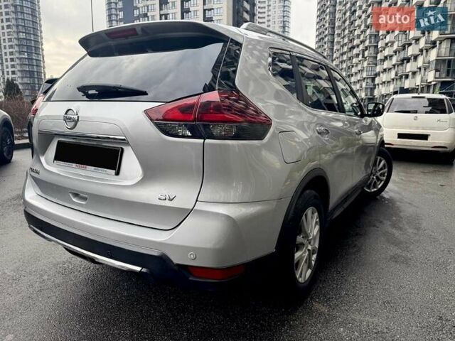 Сірий Ніссан Rogue, об'ємом двигуна 2.49 л та пробігом 117 тис. км за 14777 $, фото 4 на Automoto.ua