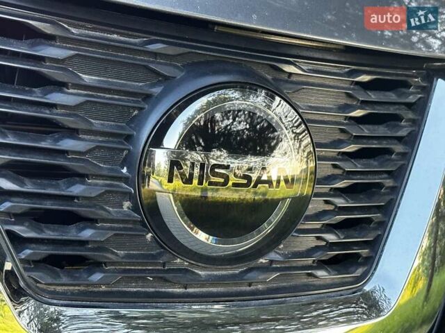 Сірий Ніссан Rogue, об'ємом двигуна 2.49 л та пробігом 174 тис. км за 14950 $, фото 3 на Automoto.ua