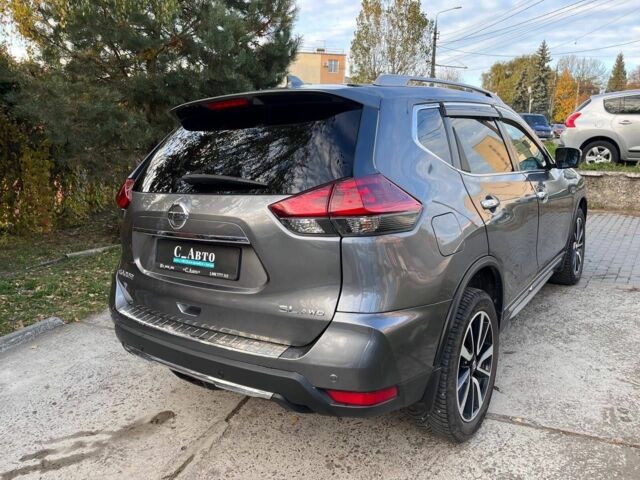 Серый Ниссан Rogue, объемом двигателя 2.5 л и пробегом 109 тыс. км за 18900 $, фото 4 на Automoto.ua