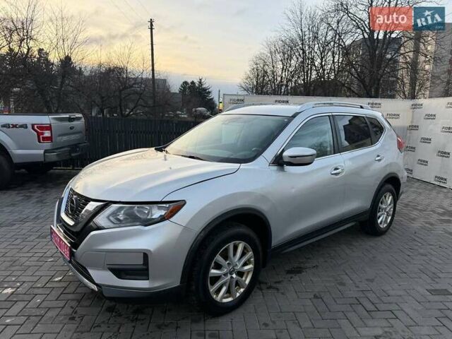Сірий Ніссан Rogue, об'ємом двигуна 2.5 л та пробігом 261 тис. км за 10500 $, фото 1 на Automoto.ua