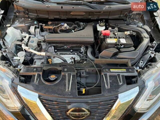 Серый Ниссан Rogue, объемом двигателя 2.49 л и пробегом 93 тыс. км за 19700 $, фото 11 на Automoto.ua