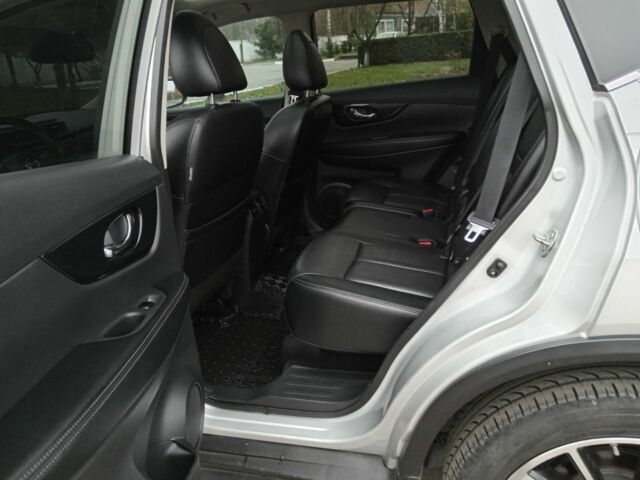 Сірий Ніссан Rogue, об'ємом двигуна 2.5 л та пробігом 138 тис. км за 16800 $, фото 11 на Automoto.ua