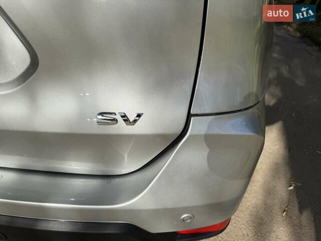 Серый Ниссан Rogue, объемом двигателя 2.49 л и пробегом 148 тыс. км за 14900 $, фото 39 на Automoto.ua