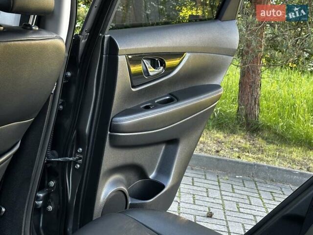 Сірий Ніссан Rogue, об'ємом двигуна 2.49 л та пробігом 174 тис. км за 14950 $, фото 87 на Automoto.ua