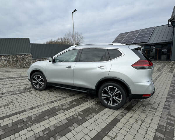 Серый Ниссан Rogue, объемом двигателя 2.49 л и пробегом 136 тыс. км за 17500 $, фото 7 на Automoto.ua