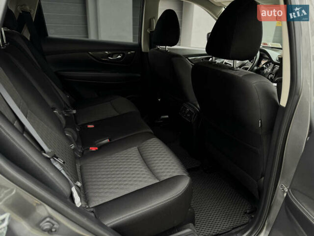 Сірий Ніссан Rogue, об'ємом двигуна 2.5 л та пробігом 115 тис. км за 16900 $, фото 34 на Automoto.ua