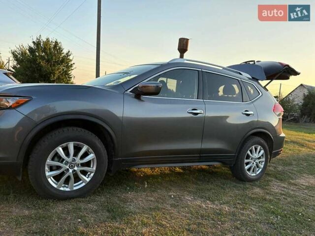 Серый Ниссан Rogue, объемом двигателя 2.49 л и пробегом 93 тыс. км за 19700 $, фото 36 на Automoto.ua