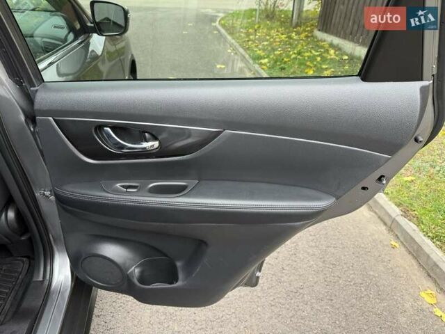 Ниссан Rogue 2019 в Киеве на Automoto.ua Серый Ниссан Rogue, объемом двигателя 2.49 л и пробегом 146 тыс. км за 14200 $, фото 30 на Automoto.ua