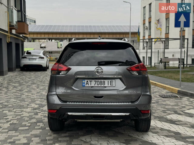 Сірий Ніссан Rogue, об'ємом двигуна 2.5 л та пробігом 115 тис. км за 16900 $, фото 10 на Automoto.ua