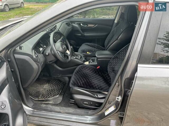 Сірий Ніссан Rogue, об'ємом двигуна 2.49 л та пробігом 48 тис. км за 18500 $, фото 2 на Automoto.ua