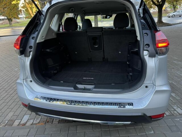 Сірий Ніссан Rogue, об'ємом двигуна 2.5 л та пробігом 29 тис. км за 332 $, фото 5 на Automoto.ua