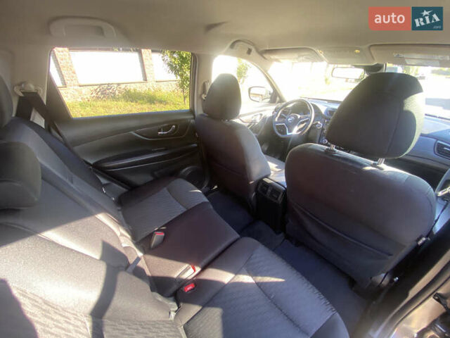 Сірий Ніссан Rogue, об'ємом двигуна 2.49 л та пробігом 216 тис. км за 16300 $, фото 19 на Automoto.ua