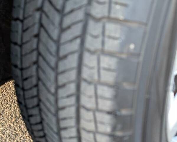 Сірий Ніссан Rogue, об'ємом двигуна 2.49 л та пробігом 90 тис. км за 16700 $, фото 14 на Automoto.ua