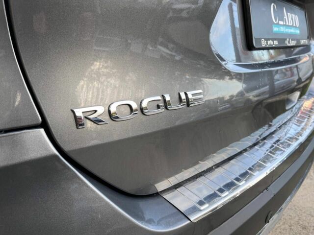 Серый Ниссан Rogue, объемом двигателя 2.5 л и пробегом 109 тыс. км за 18900 $, фото 5 на Automoto.ua