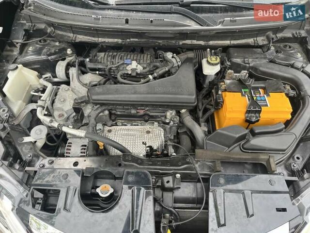 Сірий Ніссан Rogue, об'ємом двигуна 2.49 л та пробігом 48 тис. км за 18500 $, фото 3 на Automoto.ua