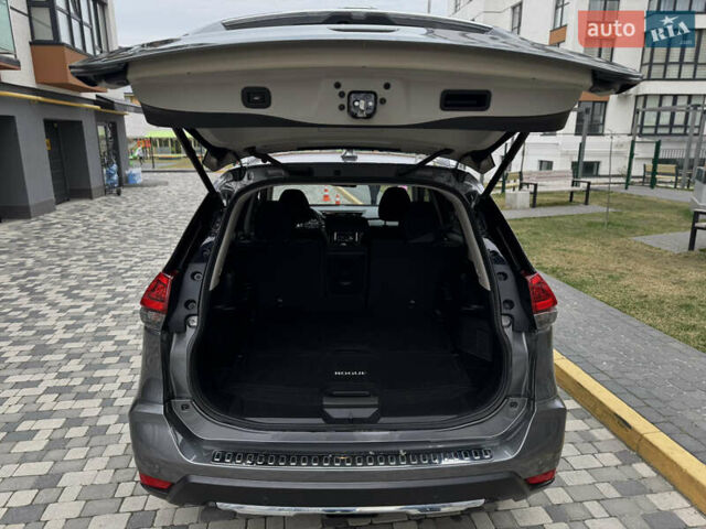 Сірий Ніссан Rogue, об'ємом двигуна 2.5 л та пробігом 115 тис. км за 16900 $, фото 23 на Automoto.ua