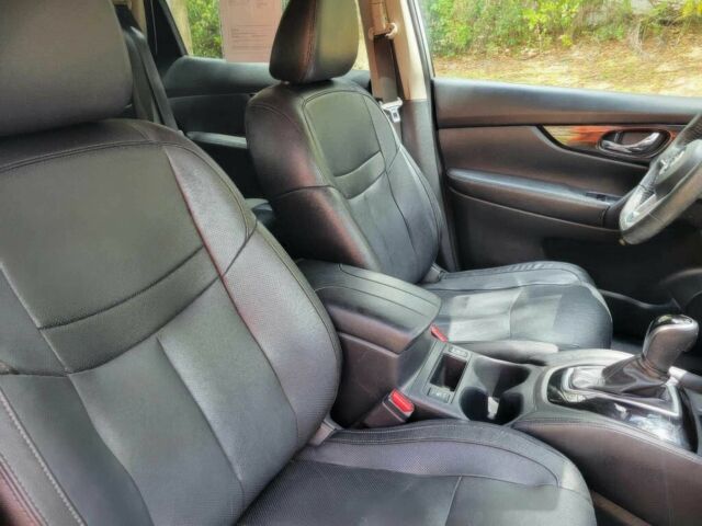 Серый Ниссан Rogue, объемом двигателя 2.5 л и пробегом 41 тыс. км за 12000 $, фото 8 на Automoto.ua