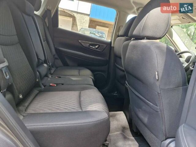 Сірий Ніссан Rogue, об'ємом двигуна 2.49 л та пробігом 68 тис. км за 16600 $, фото 21 на Automoto.ua