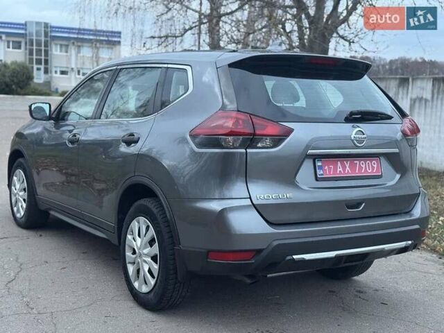 Серый Ниссан Rogue, объемом двигателя 2.49 л и пробегом 256 тыс. км за 15000 $, фото 14 на Automoto.ua