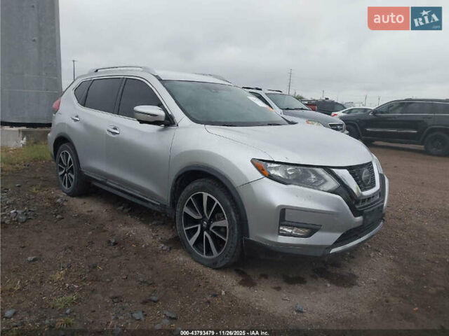 Серый Ниссан Rogue, объемом двигателя 2.49 л и пробегом 155 тыс. км за 2700 $, фото 1 на Automoto.ua