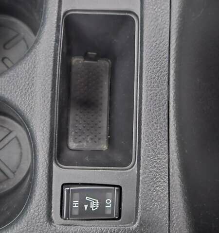 Серый Ниссан Rogue, объемом двигателя 2.49 л и пробегом 116 тыс. км за 15700 $, фото 18 на Automoto.ua