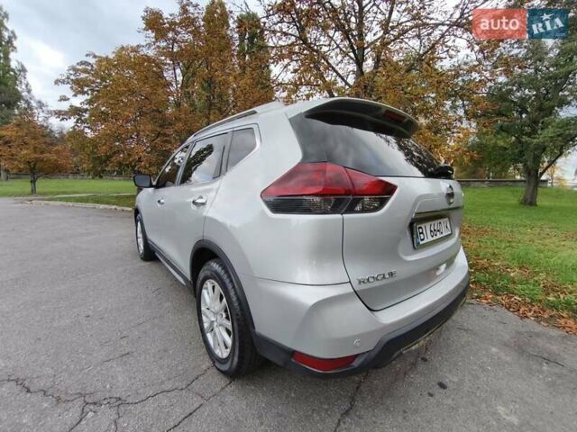 Серый Ниссан Rogue, объемом двигателя 2.49 л и пробегом 159 тыс. км за 15500 $, фото 9 на Automoto.ua