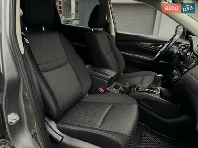 Сірий Ніссан Rogue, об'ємом двигуна 2.5 л та пробігом 115 тис. км за 16900 $, фото 20 на Automoto.ua
