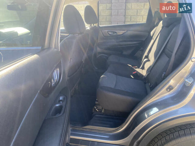 Сірий Ніссан Rogue, об'ємом двигуна 2.49 л та пробігом 217 тис. км за 15900 $, фото 17 на Automoto.ua