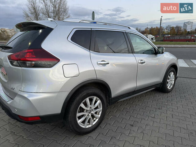 Ниссан Rogue 2019 в Киеве на Automoto.ua Серый Ниссан Rogue, объемом двигателя 2.5 л и пробегом 135 тыс. км за 14999 $, фото 7 на Automoto.ua
