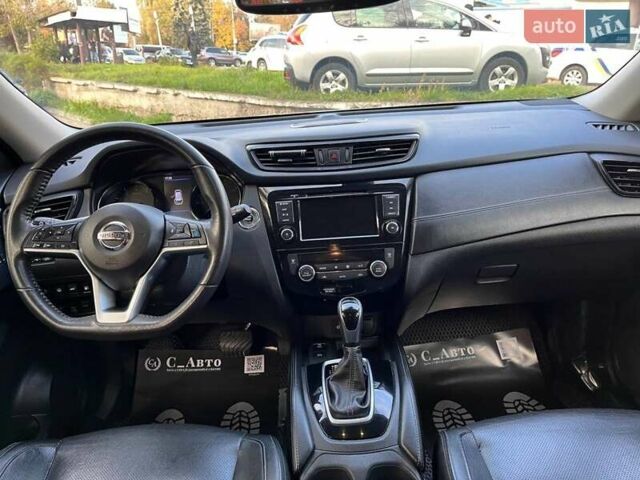 Серый Ниссан Rogue, объемом двигателя 2.49 л и пробегом 109 тыс. км за 18900 $, фото 9 на Automoto.ua