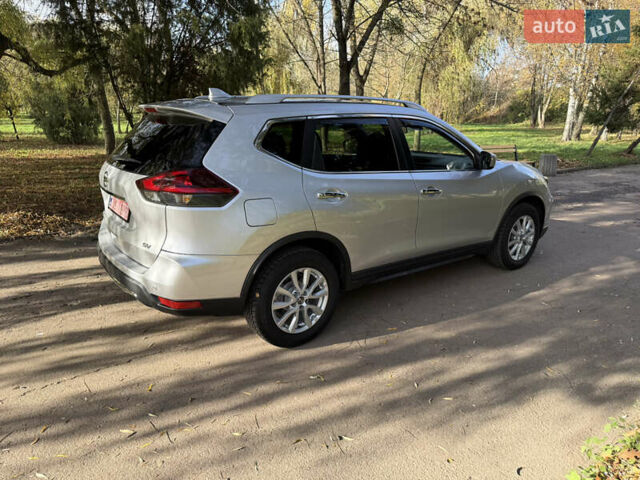 Серый Ниссан Rogue, объемом двигателя 2.49 л и пробегом 148 тыс. км за 14900 $, фото 9 на Automoto.ua