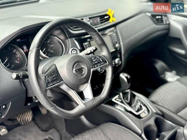 Сірий Ніссан Rogue, об'ємом двигуна 2.49 л та пробігом 117 тис. км за 14777 $, фото 12 на Automoto.ua