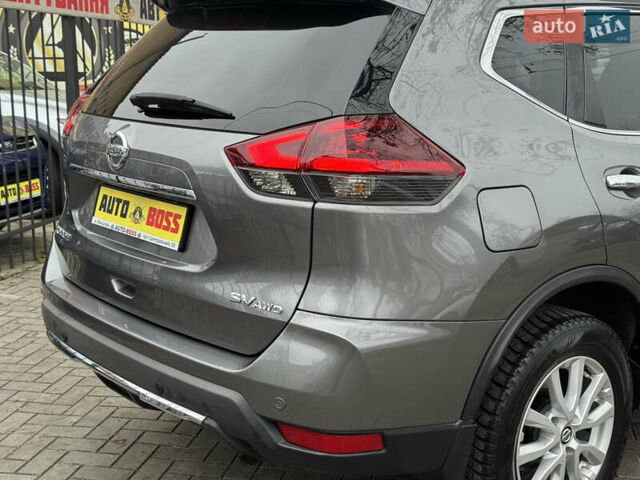 Серый Ниссан Rogue, объемом двигателя 2.49 л и пробегом 85 тыс. км за 15999 $, фото 12 на Automoto.ua