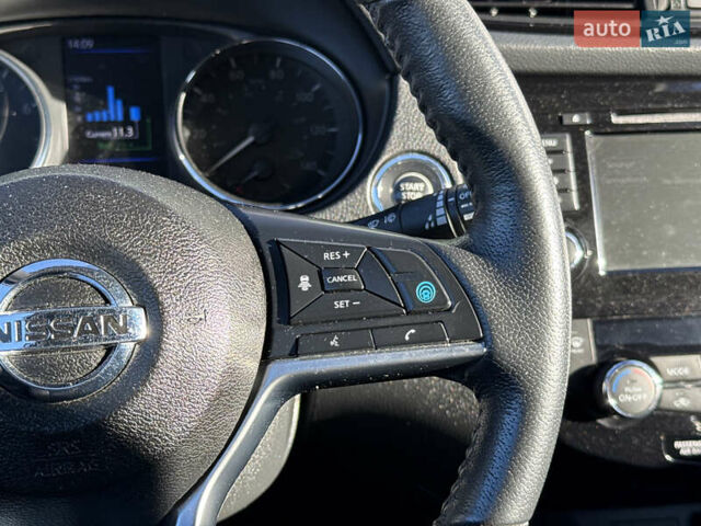 Серый Ниссан Rogue, объемом двигателя 2.49 л и пробегом 180 тыс. км за 15500 $, фото 24 на Automoto.ua