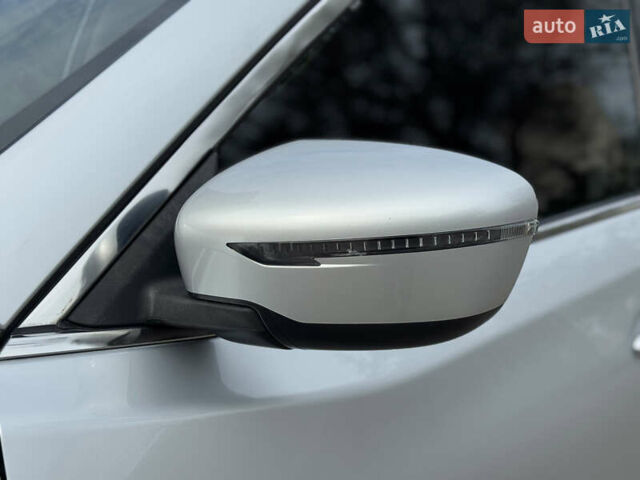 Ниссан Rogue 2019 в Запорожье на Automoto.ua Серый Ниссан Rogue, объемом двигателя 2.49 л и пробегом 115 тыс. км за 15799 $, фото 18 на Automoto.ua