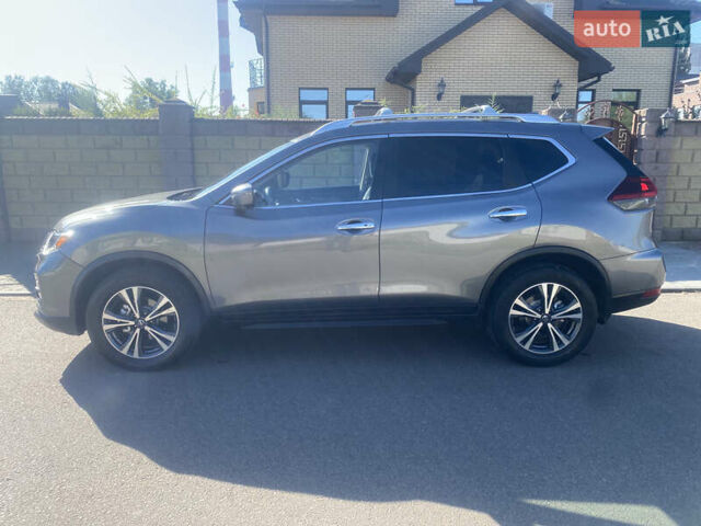 Сірий Ніссан Rogue, об'ємом двигуна 2.49 л та пробігом 217 тис. км за 15900 $, фото 4 на Automoto.ua