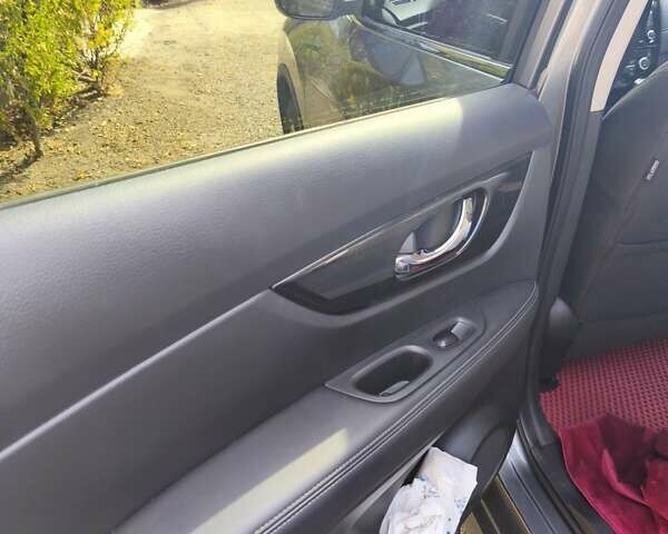 Сірий Ніссан Rogue, об'ємом двигуна 2.49 л та пробігом 76 тис. км за 17700 $, фото 17 на Automoto.ua