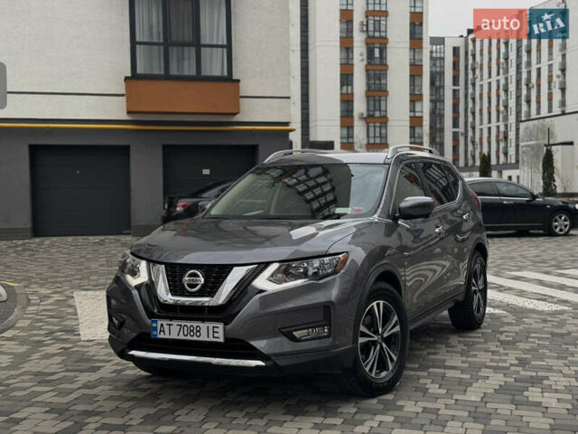 Сірий Ніссан Rogue, об'ємом двигуна 2.5 л та пробігом 115 тис. км за 16900 $, фото 4 на Automoto.ua