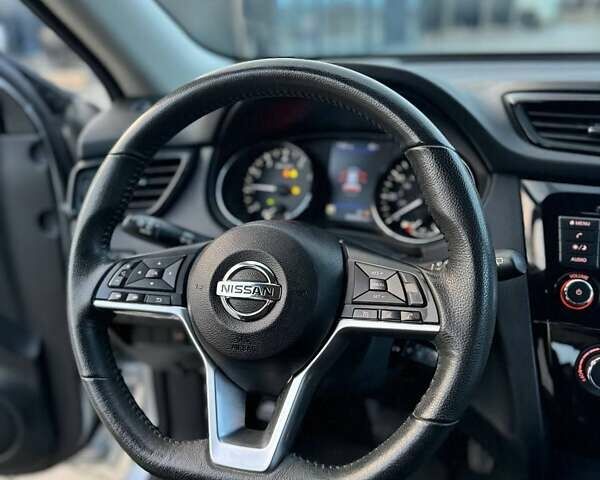 Серый Ниссан Rogue, объемом двигателя 2.5 л и пробегом 167 тыс. км за 14200 $, фото 13 на Automoto.ua