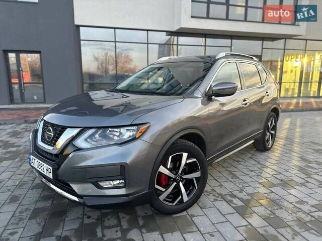 Серый Ниссан Rogue, объемом двигателя 2.49 л и пробегом 89 тыс. км за 15500 $, фото 11 на Automoto.ua