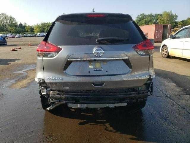 Серый Ниссан Rogue, объемом двигателя 2.5 л и пробегом 61 тыс. км за 3000 $, фото 5 на Automoto.ua