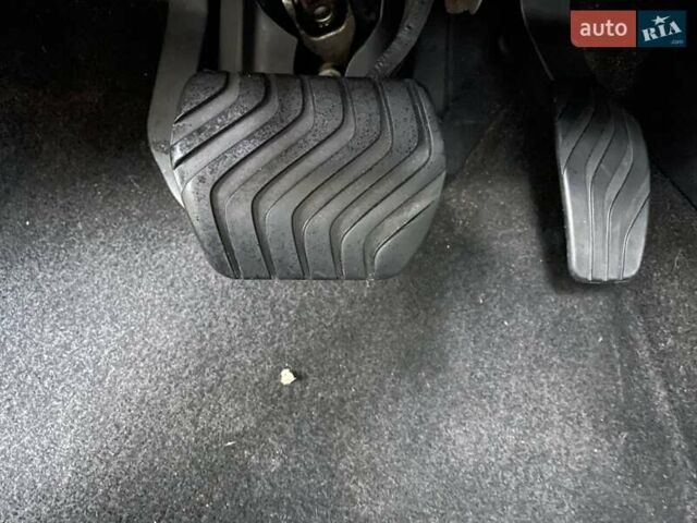 Сірий Ніссан Rogue, об'ємом двигуна 2.49 л та пробігом 65 тис. км за 19500 $, фото 35 на Automoto.ua