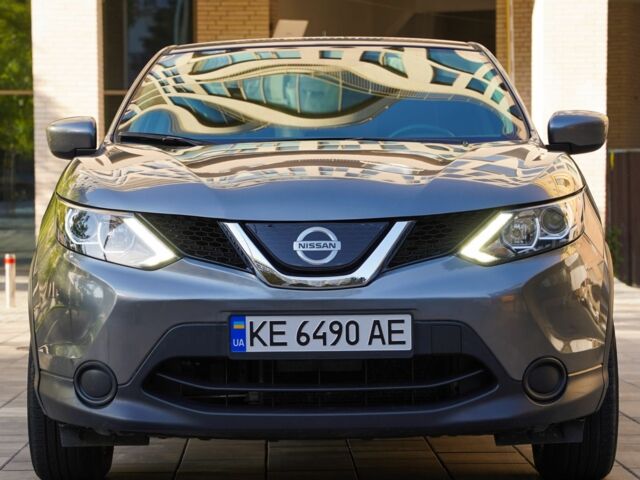 Серый Ниссан Rogue, объемом двигателя 2 л и пробегом 115 тыс. км за 15750 $, фото 4 на Automoto.ua