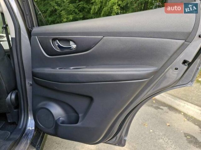 Сірий Ніссан Rogue, об'ємом двигуна 2.49 л та пробігом 68 тис. км за 16600 $, фото 20 на Automoto.ua