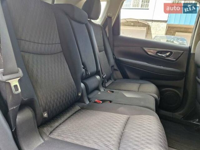 Сірий Ніссан Rogue, об'ємом двигуна 2.49 л та пробігом 68 тис. км за 16600 $, фото 22 на Automoto.ua